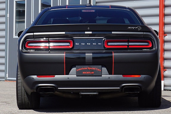 Dodge Challenger 9 of 24