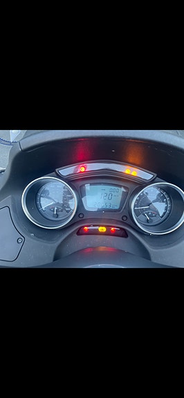Piaggio Mp3 500 hpe 4 of 4