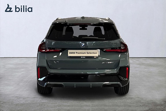 BMW X1 4 of 19
