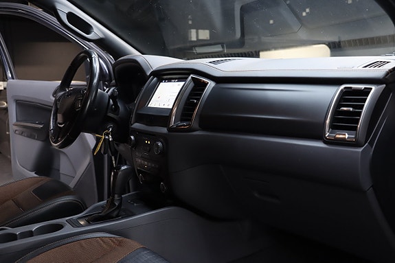 Ford Ranger 16 of 28