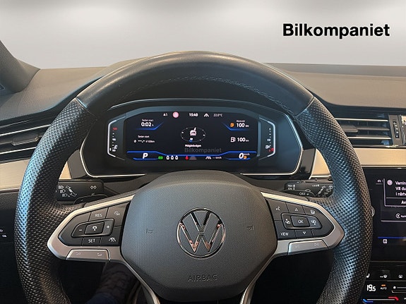 Volkswagen Passat Alltrack 10 of 14