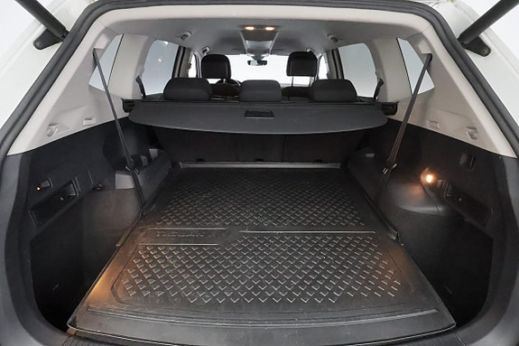 Volkswagen Tiguan Allspace 9 of 30