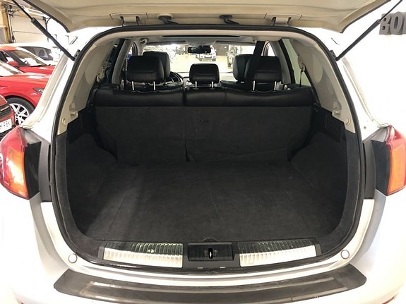 Nissan Murano 8 of 9
