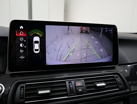 BMW 520d 15 of 20