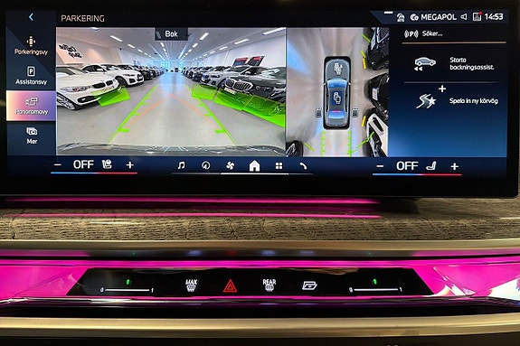 BMW i7 14 of 18