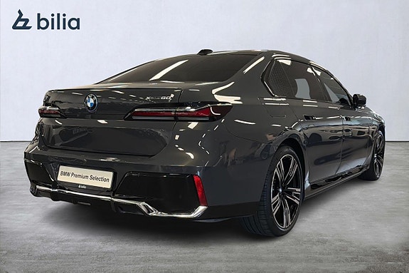 BMW i7 17 of 18