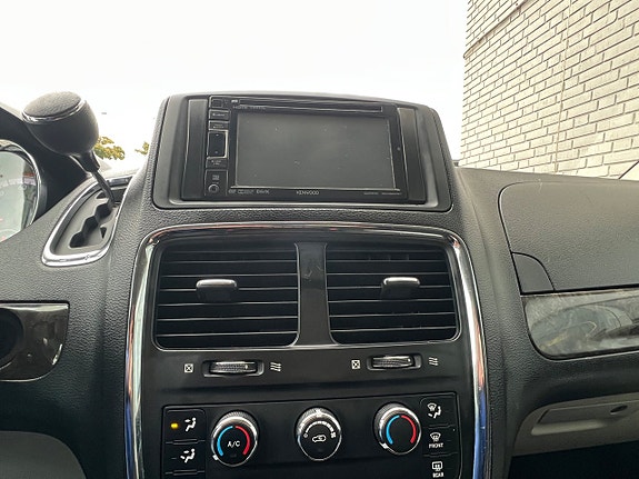Dodge Grand Caravan 20 of 24