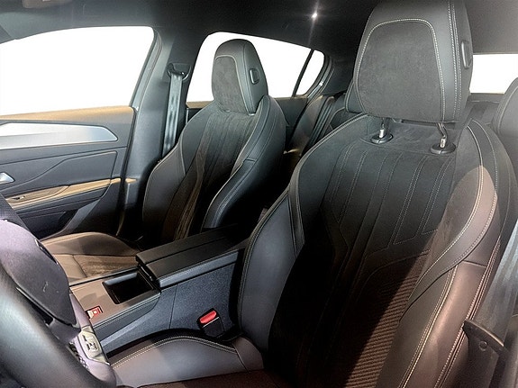 Peugeot 308 5 of 15