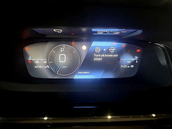 Peugeot 308 8 of 15