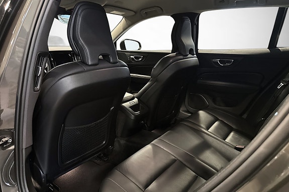 Volvo V60 12 of 22