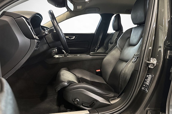Volvo V60 9 of 22