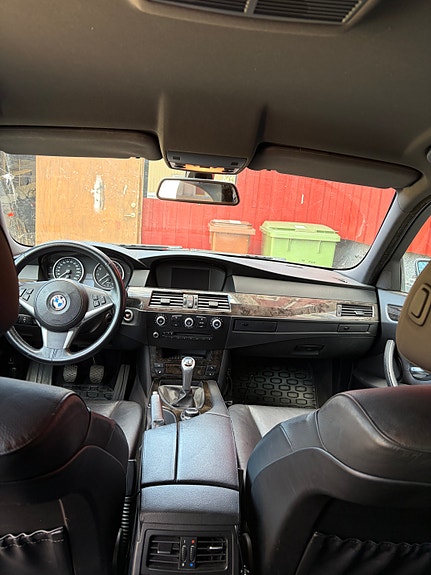 BMW 525i 7 of 7