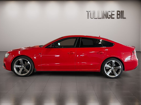 Audi A5 2 of 21