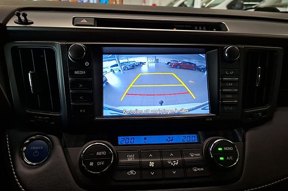 Toyota RAV4 19 of 24