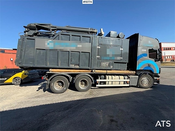 Lastväxlare Scania R560 6x2 med Disab Torrsugsflak 4 of 24