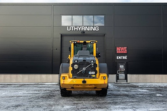 Volvo L 120 H 4 of 5