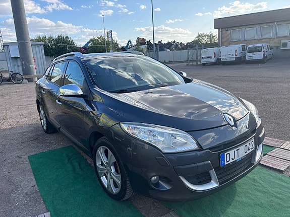 Renault Megane 2 of 5