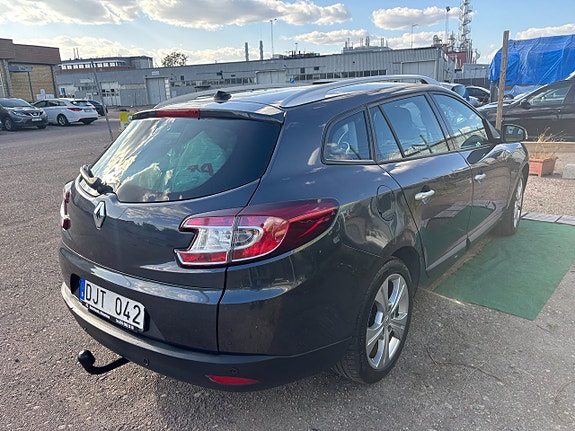 Renault Megane 3 of 5