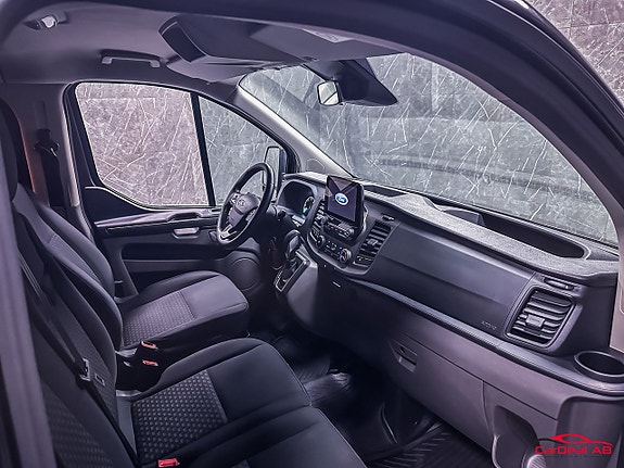 Ford Transit Custom 14 of 26