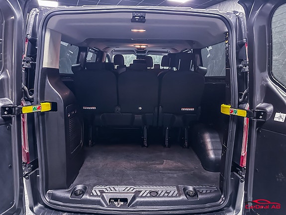 Ford Transit Custom 19 of 26