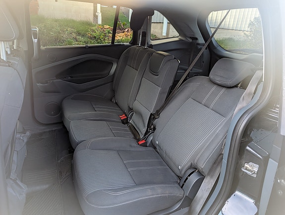 Ford Grand C-MAX 5 of 7