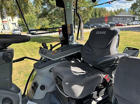 CLAAS Arion 650 CIS 6 of 12