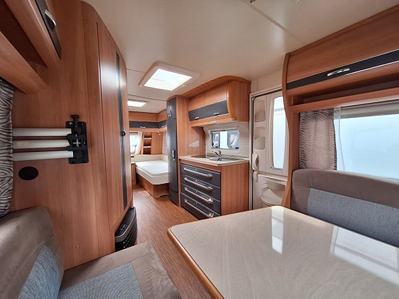 Hobby De Luxe 495 UL Långbädd 5 of 14