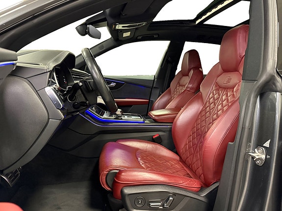 Audi SQ8 8 of 19