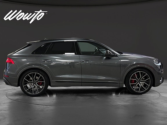 Audi SQ8 3 of 19