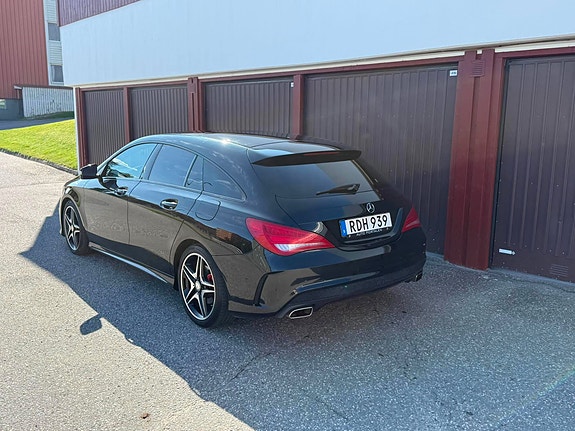 Mercedes-Benz CLA220 d 5 of 11
