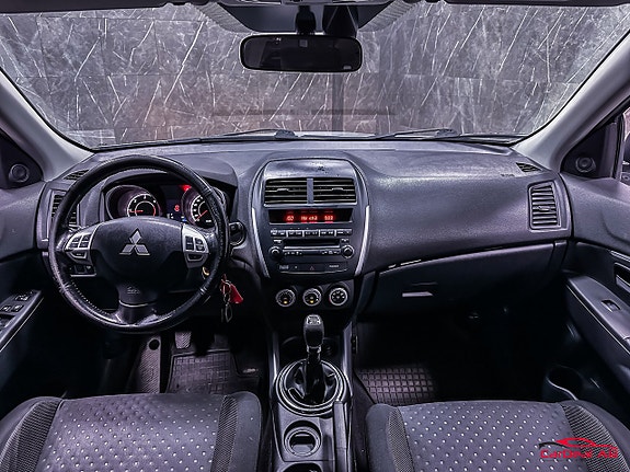 Mitsubishi ASX 12 of 24