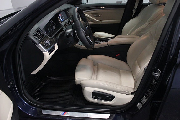 BMW M550d 11 of 30