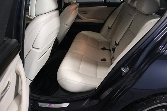 BMW M550d 13 of 30
