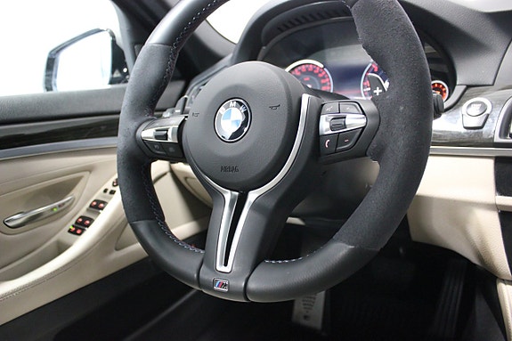 BMW M550d 20 of 30