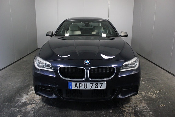 BMW M550d 5 of 30