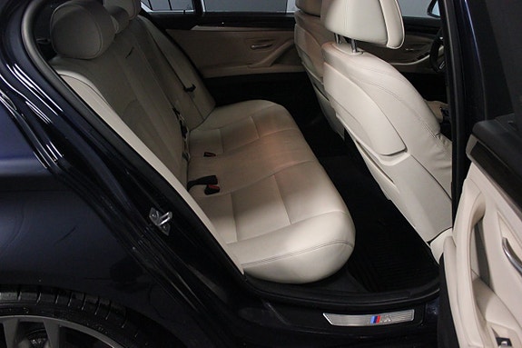 BMW M550d 14 of 30