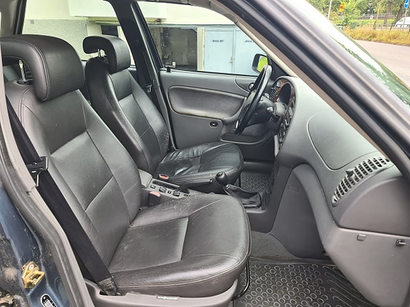 Saab 93 11 of 17