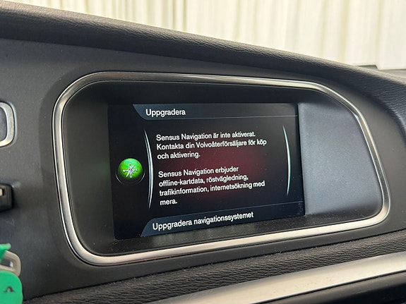 Volvo V40 18 of 28