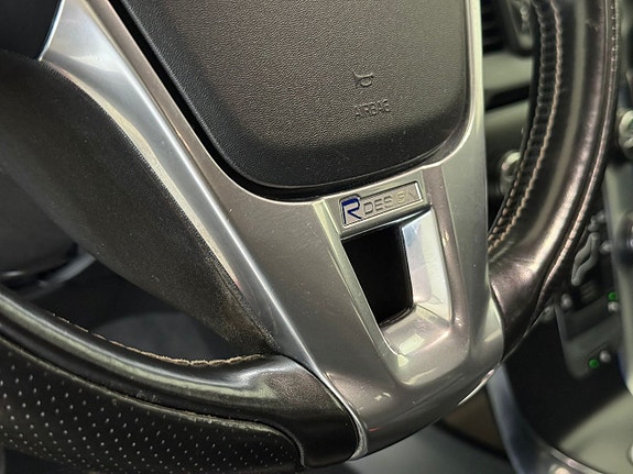 Volvo V40 14 of 28
