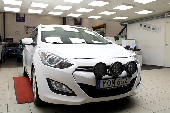 Hyundai i30 4 of 24