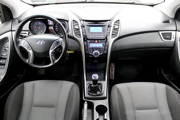 Hyundai i30 5 of 24