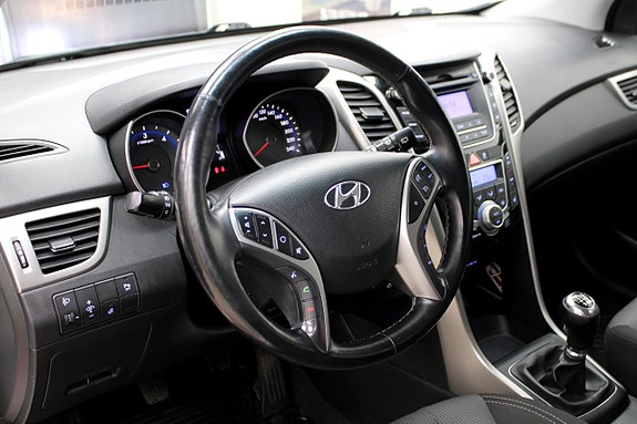 Hyundai i30 15 of 24