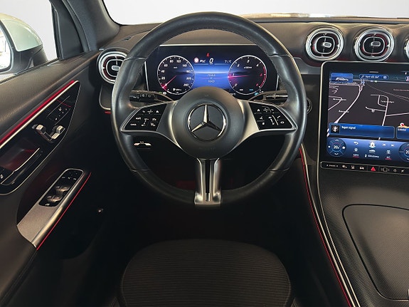 Mercedes-Benz GLC220 d 10 of 20