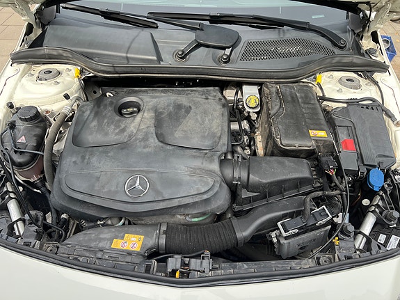 Mercedes-Benz A180 18 of 20