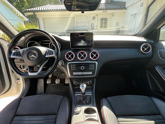 Mercedes-Benz A180 9 of 20