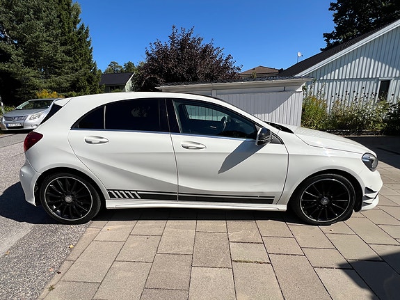 Mercedes-Benz A180 4 of 20