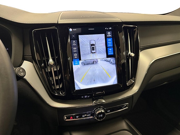 Volvo XC60 15 of 20