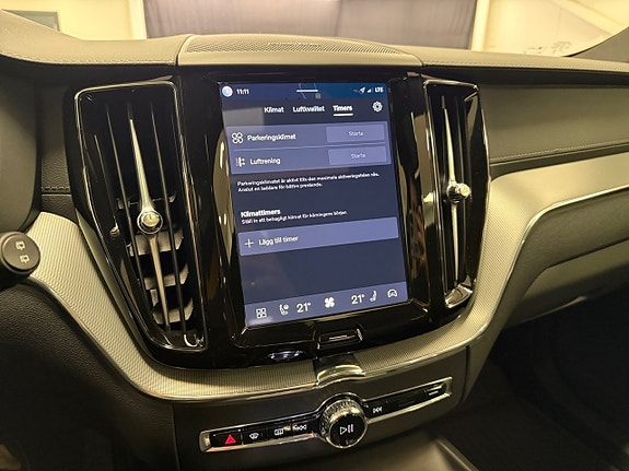 Volvo XC60 16 of 20