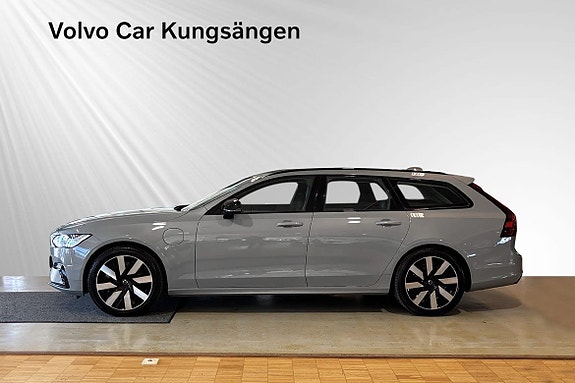 Volvo V90 3 of 19