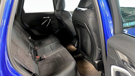 BMW X1 5 of 9